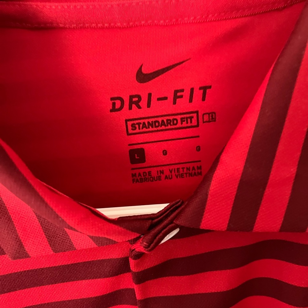 Men’s Large Nike polo